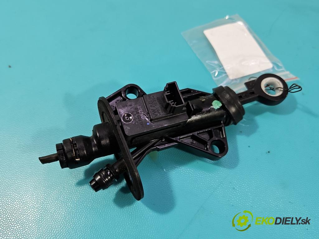 Skoda Octavia III 2013- 1.4 tsi 140 HP manual 103 kW 1395 cm3 5- pompa spojková 5Q0927810