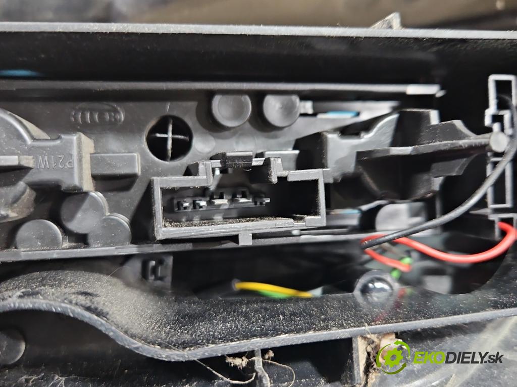 Citroen C4 Grand picasso I 2006-2013 1.8 16V EW7AF 125 hp manual 92 kW 1749 cm3 5- světlo zadní levé blatník: