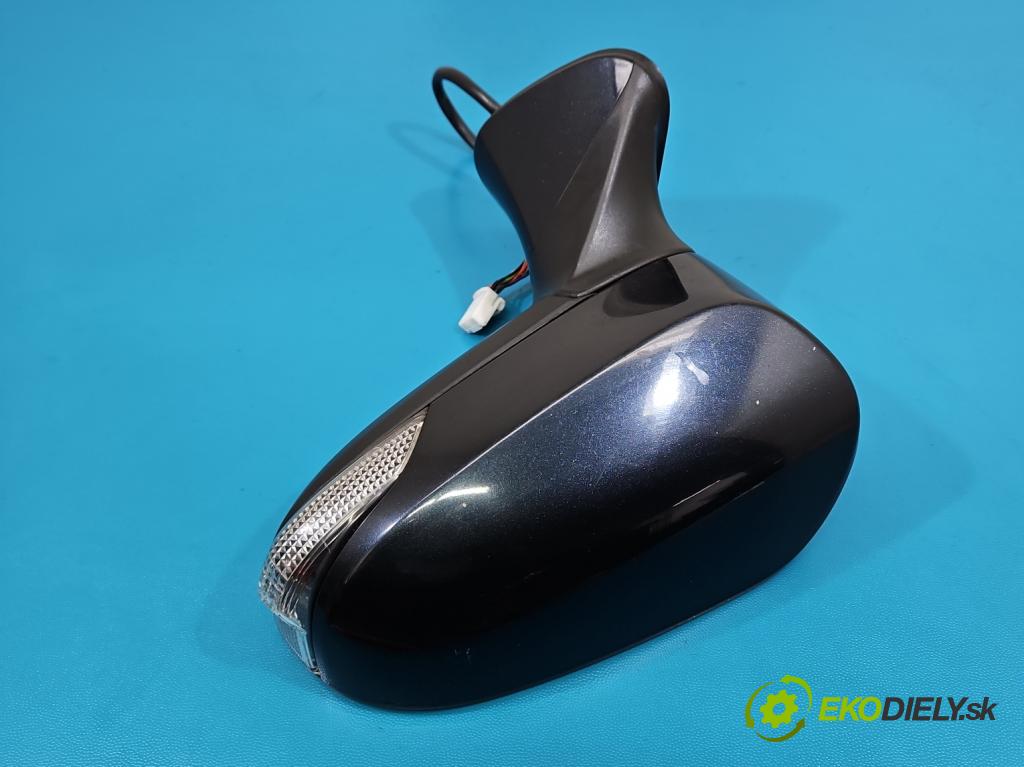 Toyota Verso 2009-2018 2.0 D4D 125 HP manual 92 kW 1998 cm3 5- zrkadlo ľavé  (Kľučka dverí ostatné)