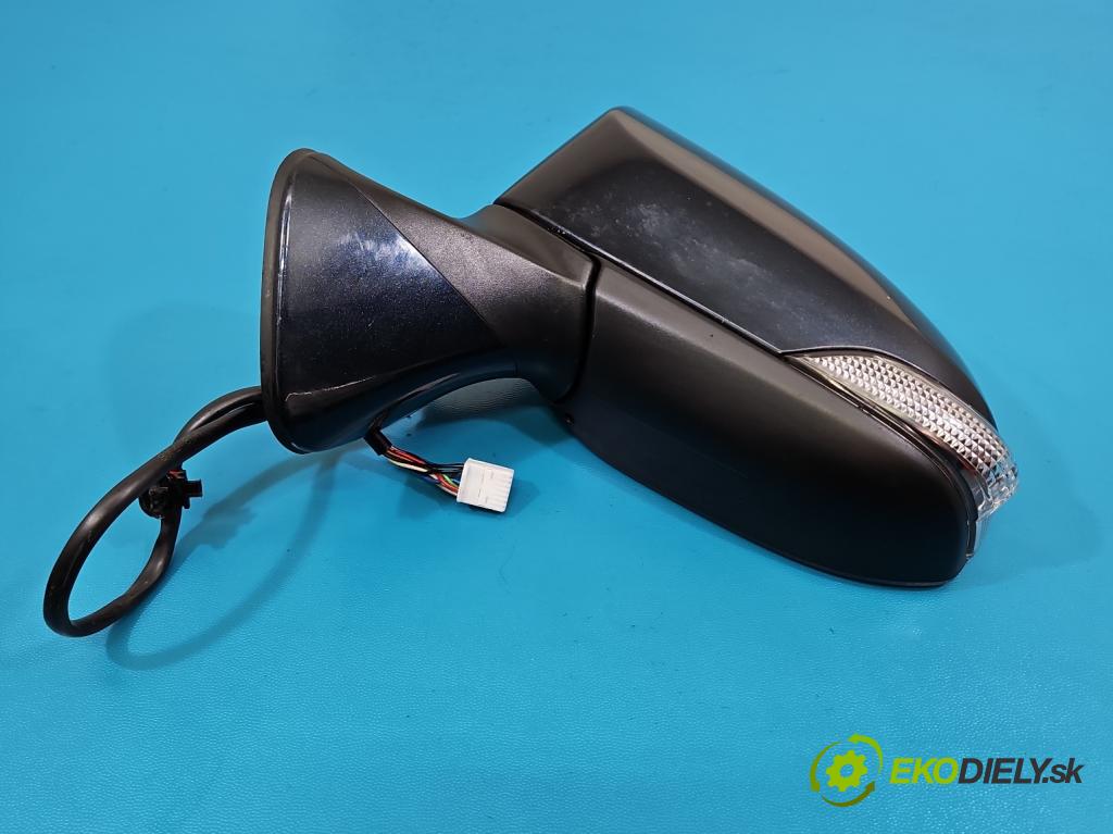 Toyota Verso 2009-2018 2.0 D4D 125 HP manual 92 kW 1998 cm3 5- zrkadlo ľavé  (Kľučka dverí ostatné)