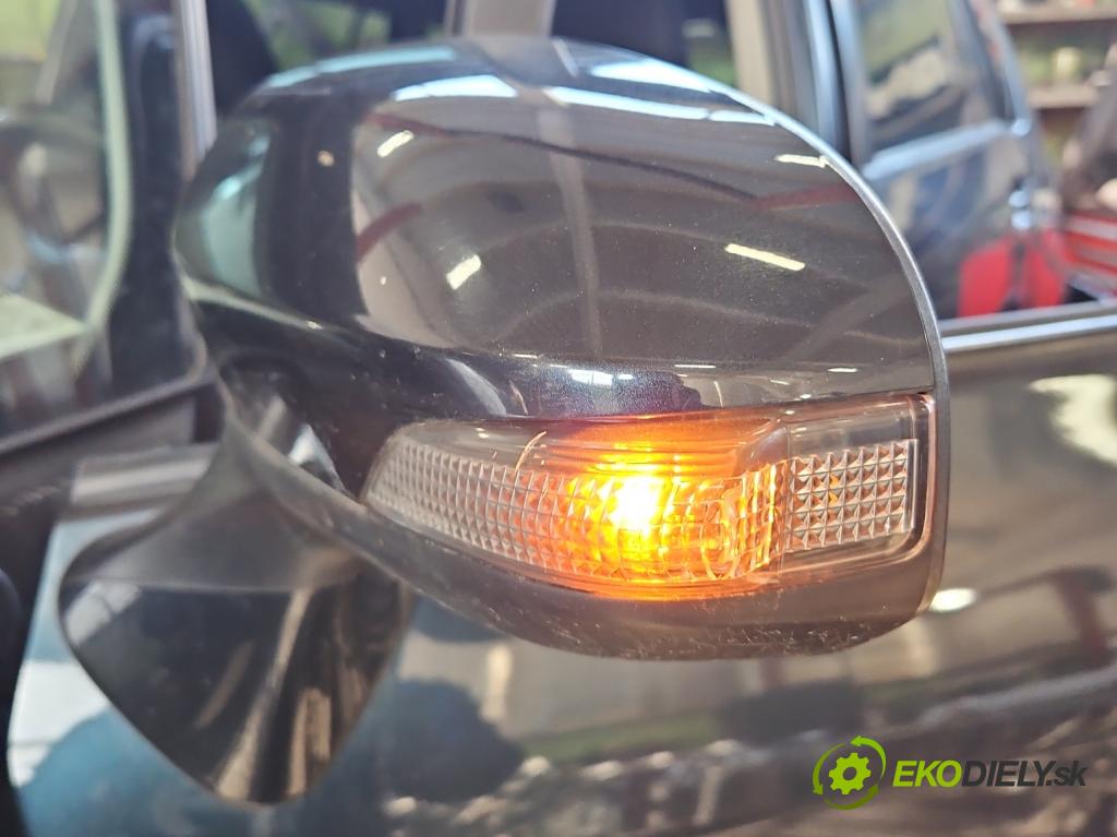 Toyota Verso 2009-2018 2.0 D4D 125 hp manual 92 kW 1998 cm3 5- zpětné zrcátko levé  (Klika dveří ostatní)