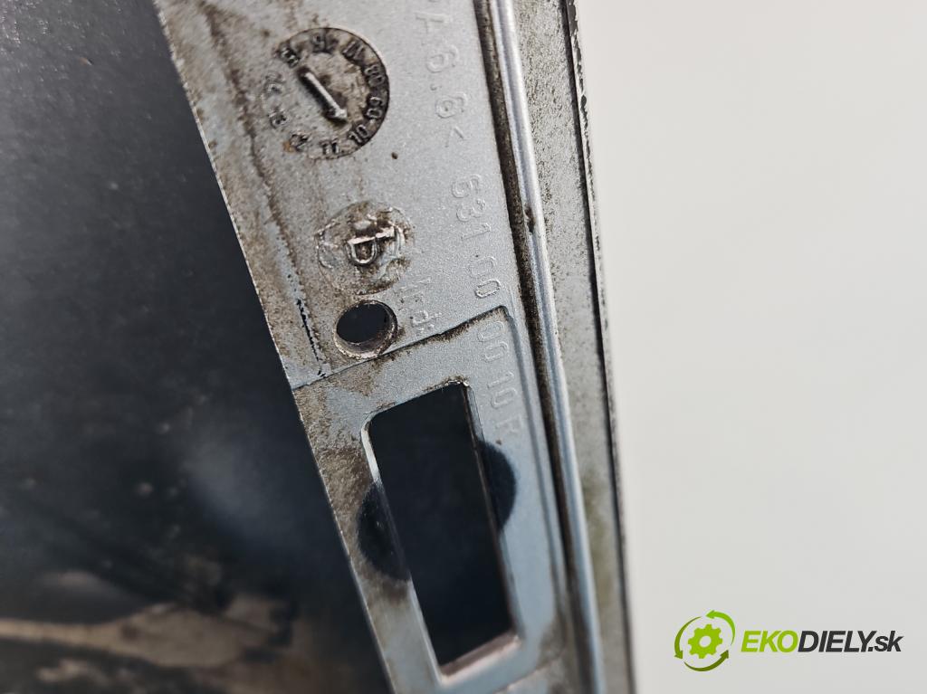 Renault Scenic III 2009-2016 1.5 dci 106 HP manual 78 kW 1461 cm3 5- blatník predné pravý  (Kľučka dverí ostatné)