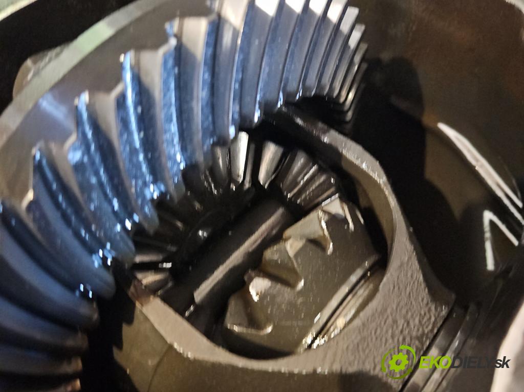 Bmw 5 E39 1996-2003 2.0 R6 150 HP manual 110 kW 1991 cm3 4- Most: zadní: 1428496