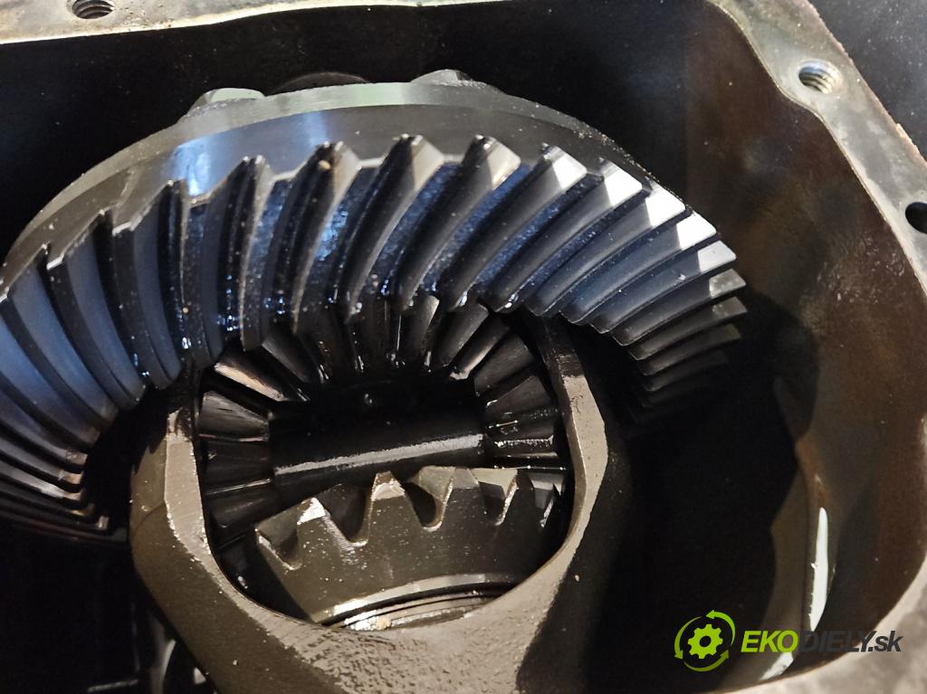 Bmw 5 E39 1996-2003 2.0 R6 150 HP manual 110 kW 1991 cm3 4- Most: zadní: 1428496