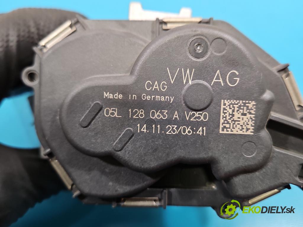 Skoda Octavia IV 2019- 2.0 tdi 116 HP manual 85 kW 1968 cm3 5- klapka 05L128063A (Škrtiaca klapka)