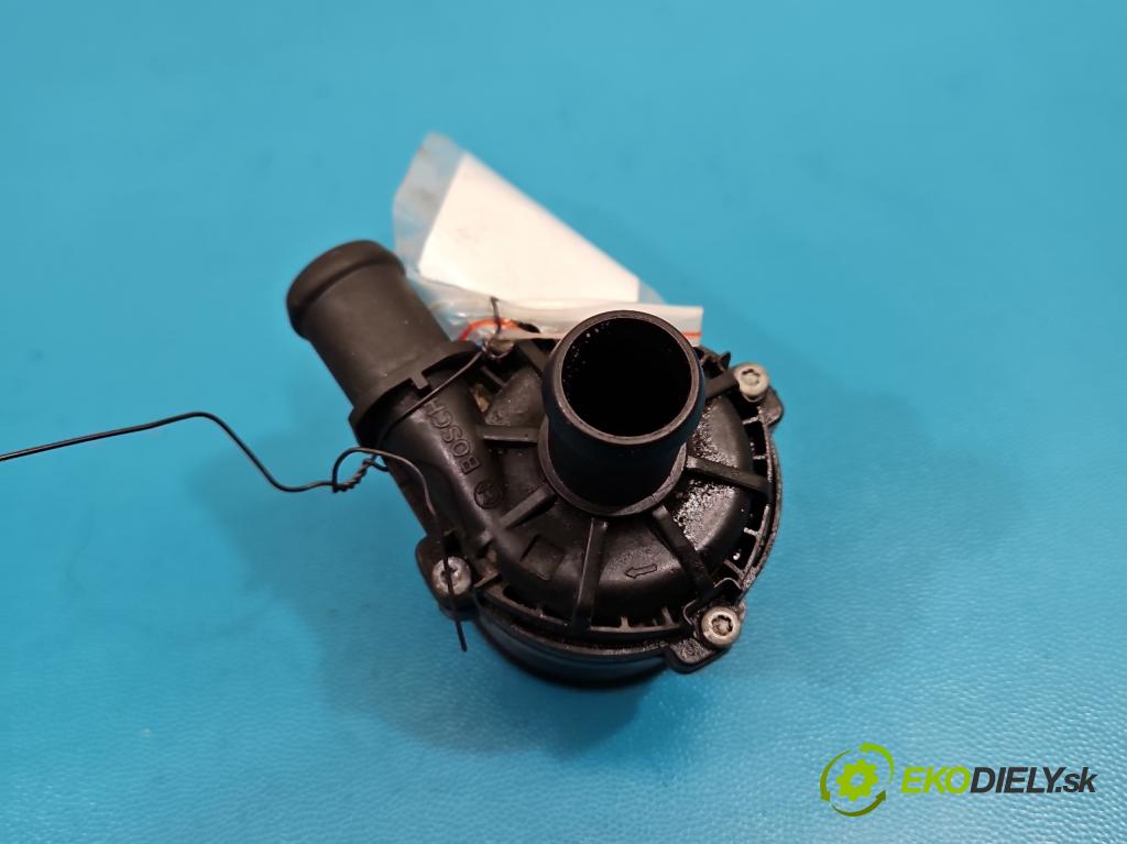 Skoda Octavia IV 2019- 2.0 tdi 116 HP manual 85 kW 1968 cm3 5- pompa obehu voda: 2Q0965567A