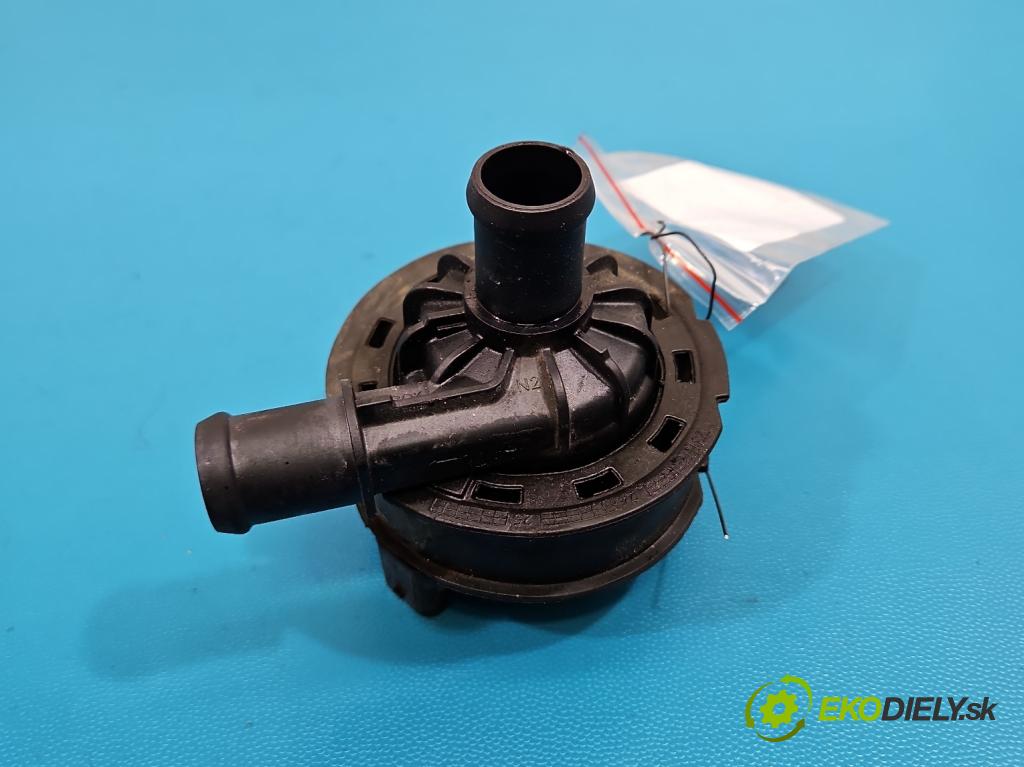 Skoda Octavia IV 2019- 2.0 tdi 116 HP manual 85 kW 1968 cm3 5- pompa obehu voda: 3Q0965567E