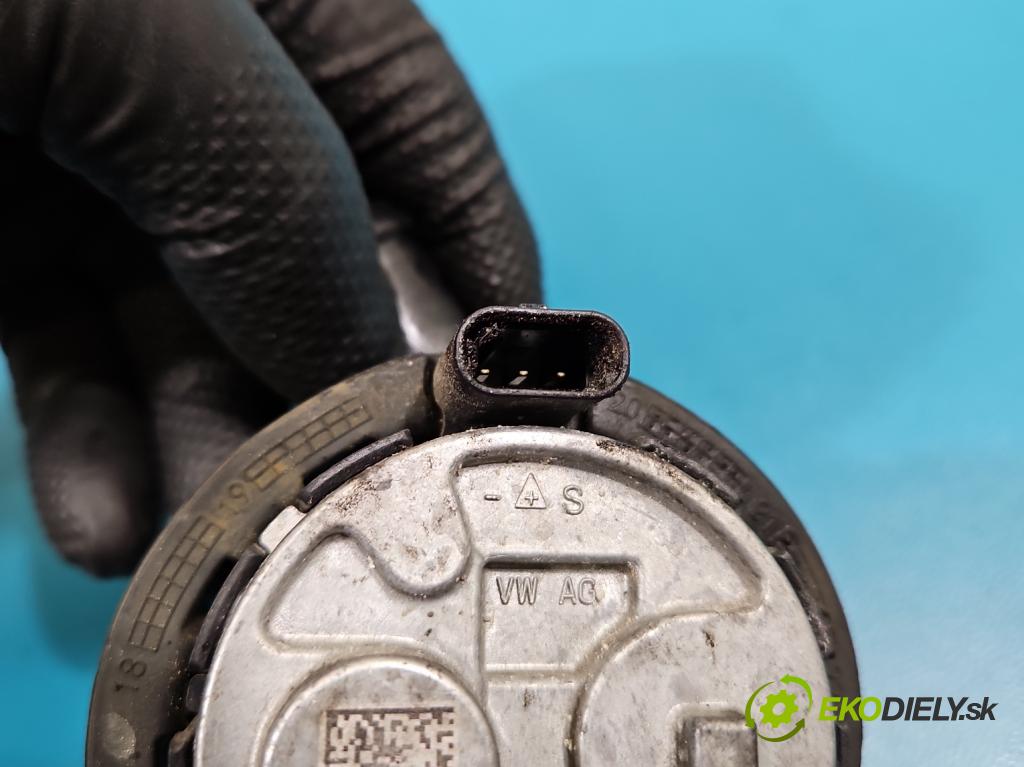 Skoda Octavia IV 2019- 2.0 tdi 116 HP manual 85 kW 1968 cm3 5- pompa obehu voda: 3Q0965567E