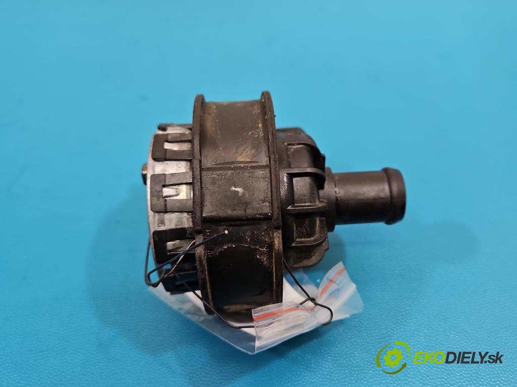 Skoda Octavia IV 2019- 2.0 tdi 116 HP manual 85 kW 1968 cm3 5- pompa obehu voda: 3Q0965567E