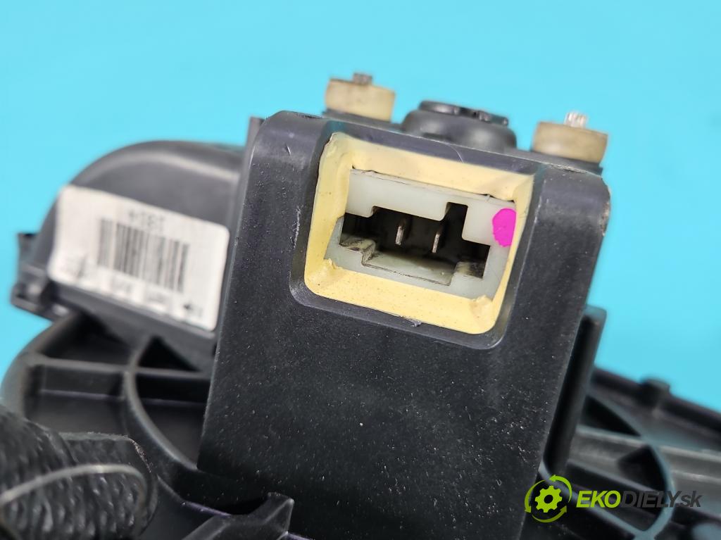 Peugeot Partner II 2008-2018 1.6 hdi 90 HP manual 66.2 kW 1560 cm3 3- ventilátor vzduchu