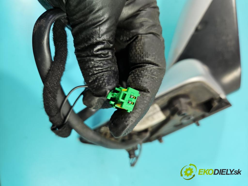 Peugeot 807 2002-2014 2.0 hdi 136hp manual 100 kW 1997 cm3 5- zpětné zrcátko levé  (Klika dveří ostatní)