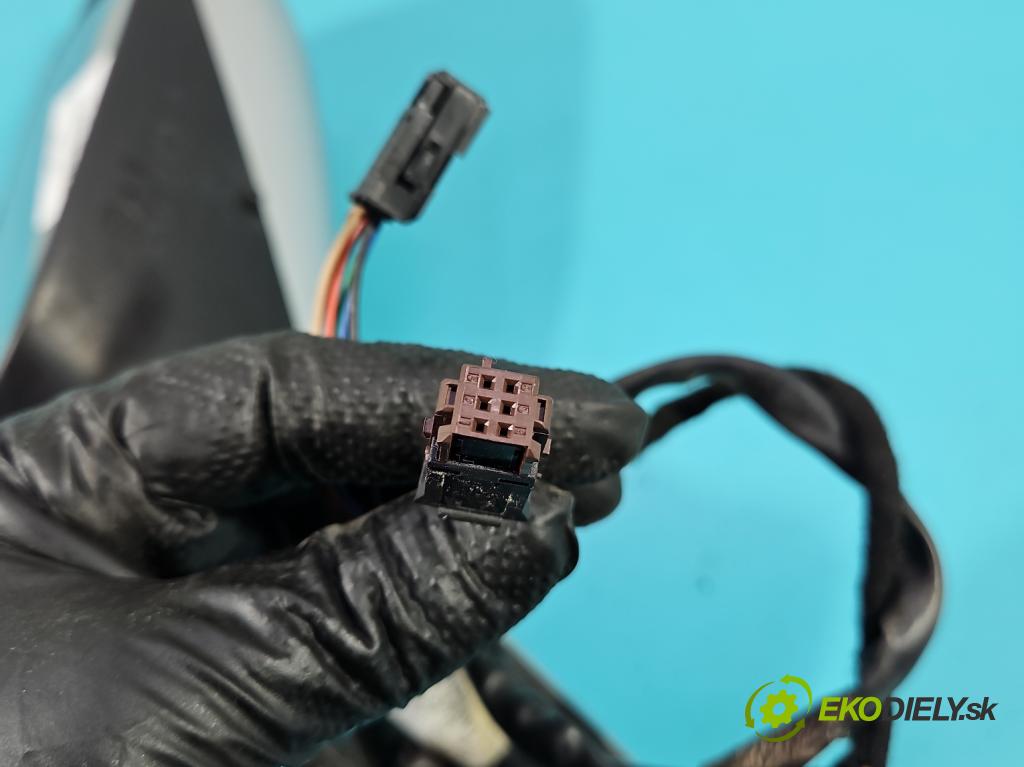 Peugeot 807 2002-2014 2.0 hdi 136hp manual 100 kW 1997 cm3 5- zpětné zrcátko pravé  (Klika dveří ostatní)