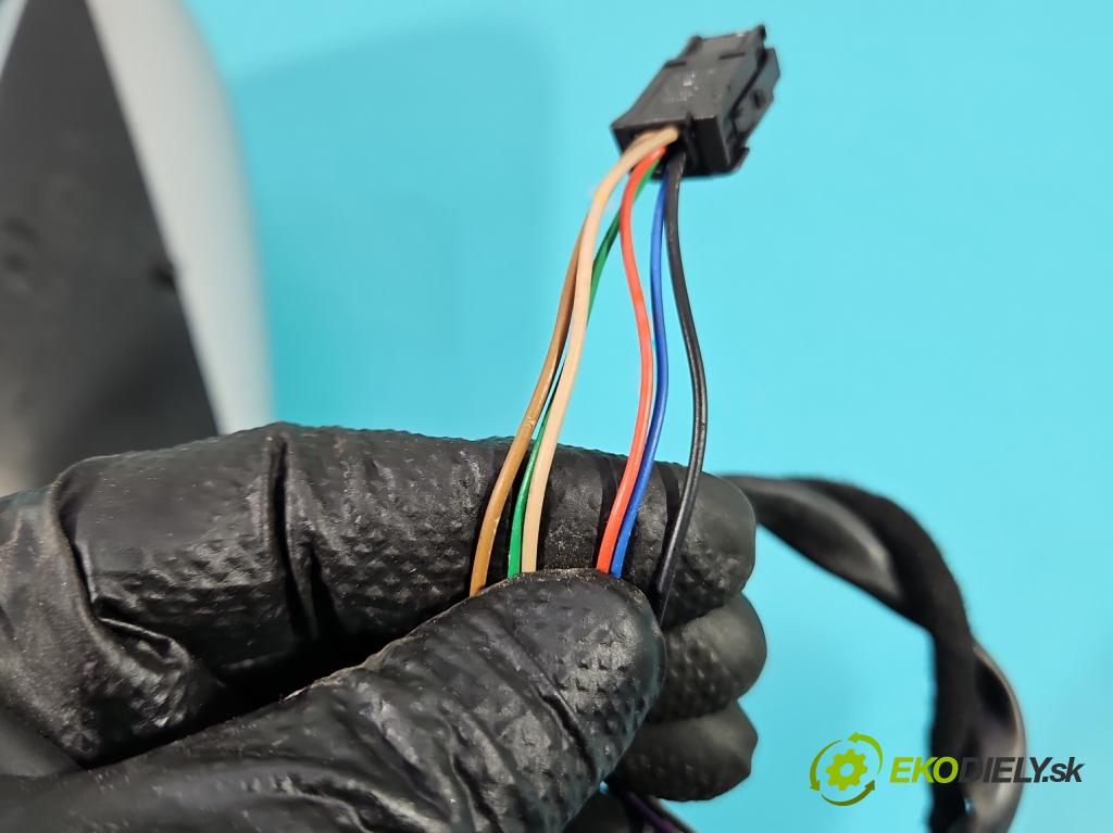 Peugeot 807 2002-2014 2.0 hdi 136hp manual 100 kW 1997 cm3 5- zpětné zrcátko pravé  (Klika dveří ostatní)