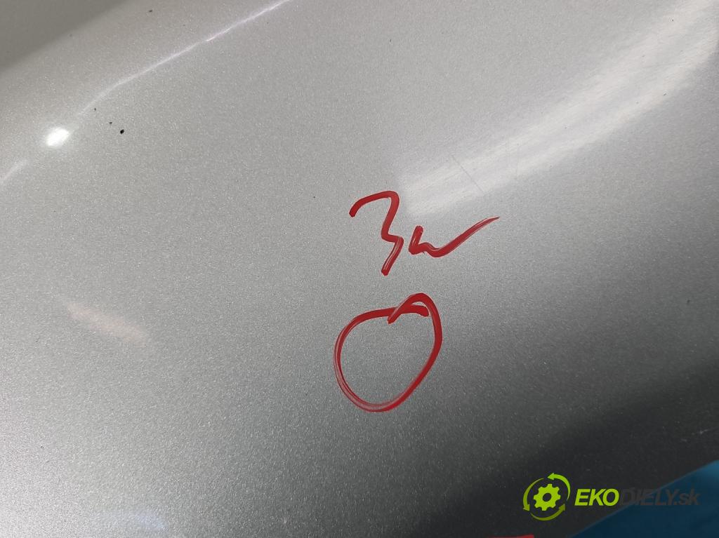 Toyota Avensis II T25 2003-2008 2.2 D-CAT 177 HP manual 130 kW 2231 cm3 5- blatník predné ľavý  (Blatník predný ľavý)