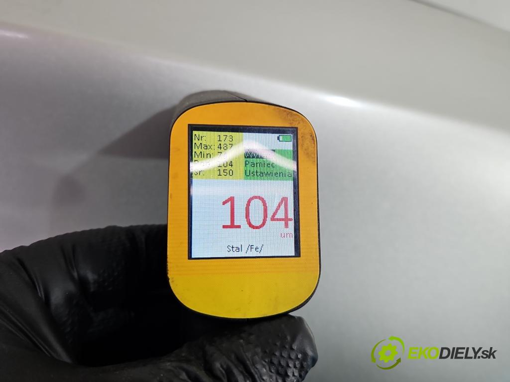 Toyota Avensis II T25 2003-2008 2.2 D-CAT 177 HP manual 130 kW 2231 cm3 5- blatník predné pravý  (Kľučka dverí ostatné)