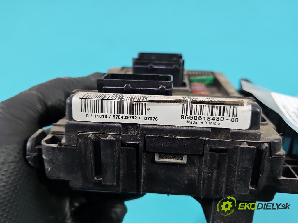 Peugeot Partner I 1996-2008 1.6 hdi 90 HP manual 66.2 kW 1560 cm3 5- riadiaca jednotka ostatné 9650618480