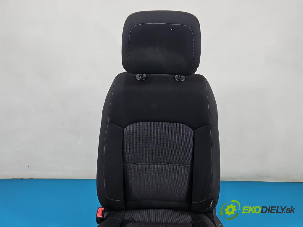 Vw Passat B8 2014 - 2.0 TDI 150 HP automatic 110 kW 1968 cm3 5- Sedačka ľavý  (Sedadlo)