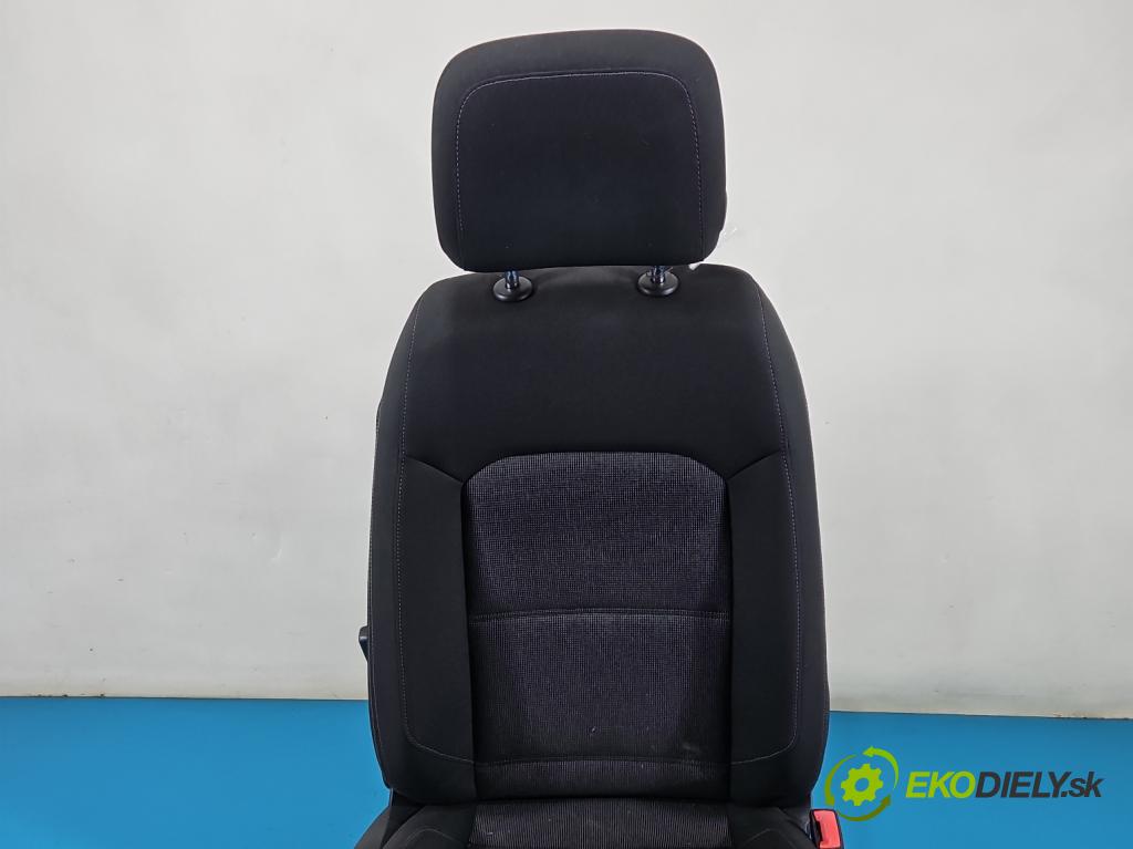 Vw Passat B8 2014 - 2.0 TDI 150 HP automatic 110 kW 1968 cm3 5- Sedačka pravý  (Sedadlo)