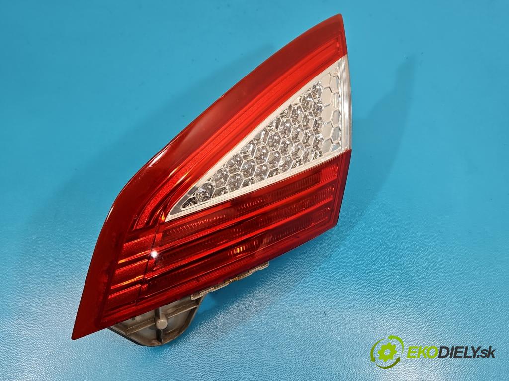 Ford Mondeo Mk4 2007-2014 2.3 16V 160 HP automatic 118 kW 2261 cm3 4- svetlo / reflektor zadné pravé 7S71-13A602-PC (Kľučka dverí ostatné)