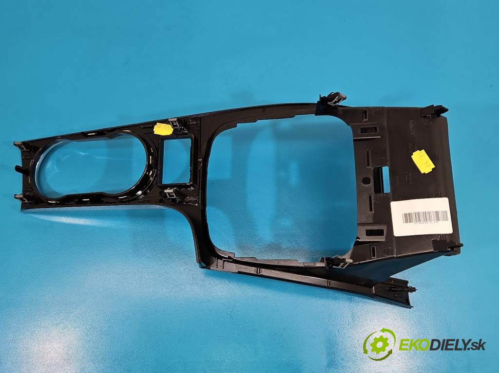 Ford Mondeo Mk4 2007-2014 2.3 16V 160 HP automatic 118 kW 2261 cm3 4- lišta ozdobná vnitŕní: 7S71A045H20