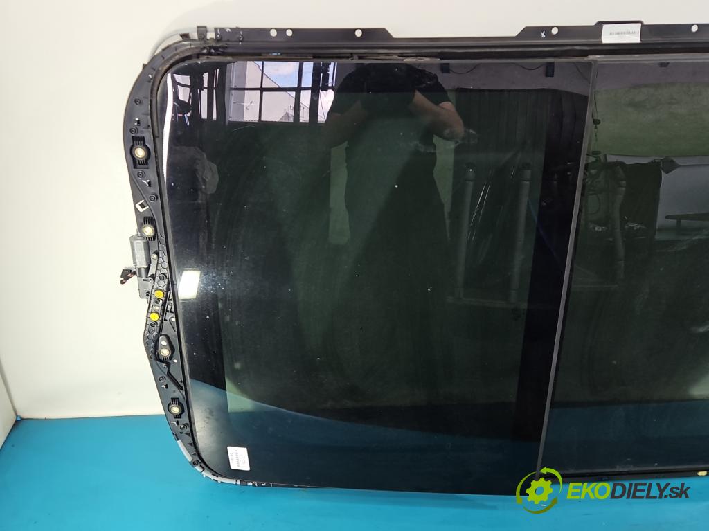 Skoda Yeti 2009-2017 2.0d 170 HP manual 125 kW 1968 cm3 5- Střešní okno: 7N0877041A (Sklo karosérie)