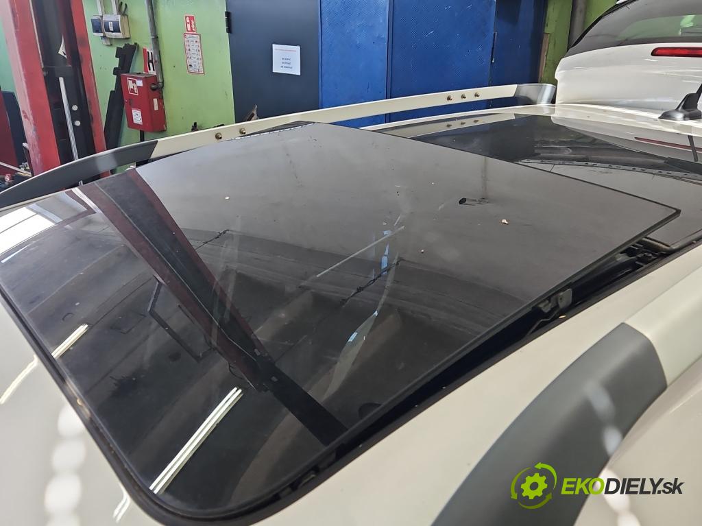 Skoda Yeti 2009-2017 2.0d 170 HP manual 125 kW 1968 cm3 5- Střešní okno: 7N0877041A (Sklo karosérie)