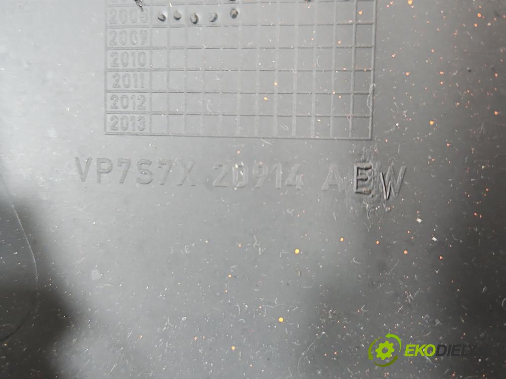 Ford Mondeo Mk4 2007-2014 2.3 16V 160 HP automatic 118 kW 2261 cm3 4- Čalounictví: dvere predné pravé