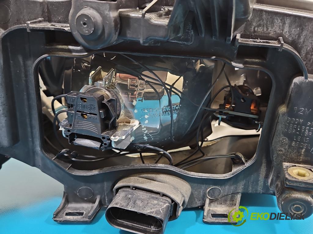 Ford Mondeo Mk4 2007-2014 2.3 16V 160 HP automatic 118 kW 2261 cm3 4- Reflektor: ľavý 7S71-13101-EF (Kľučka dverí ostatné)