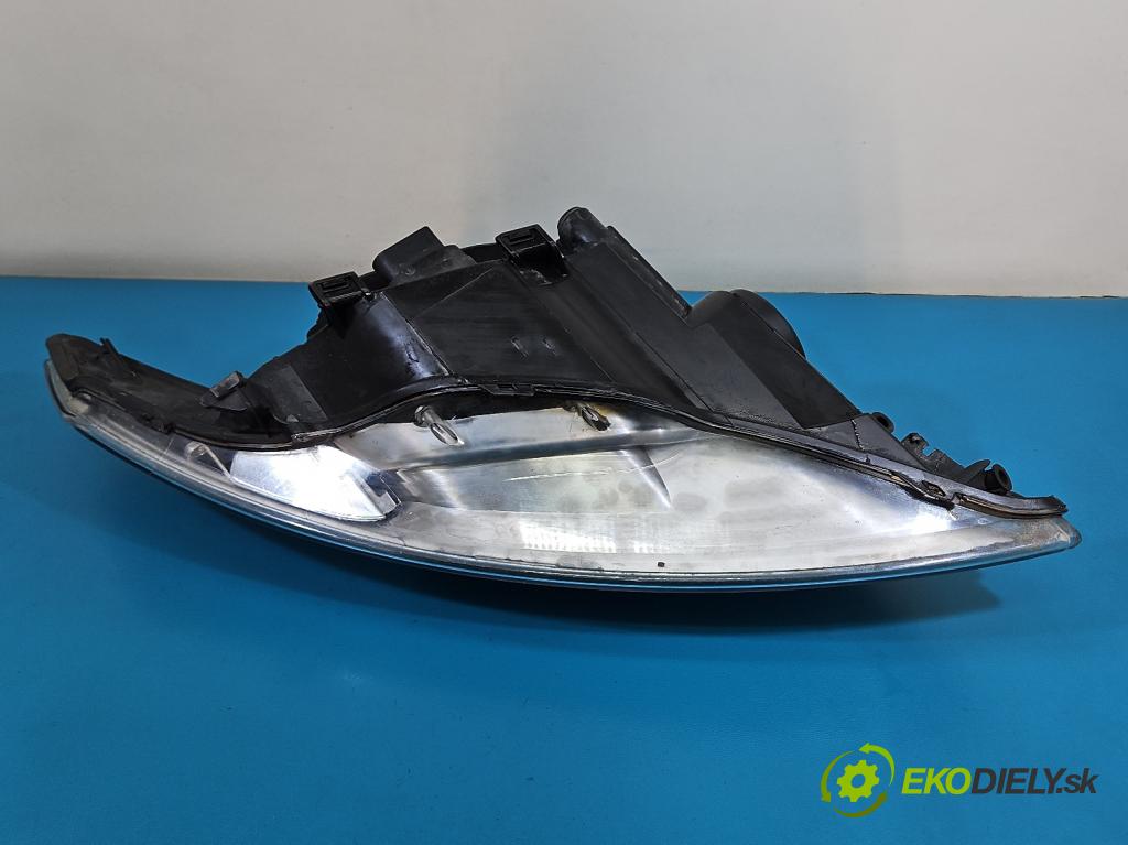 Ford Mondeo Mk4 2007-2014 2.3 16V 160 HP automatic 118 kW 2261 cm3 4- Reflektor: ľavý 7S71-13101-EF (Kľučka dverí ostatné)