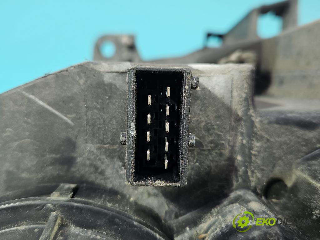 Peugeot 807 2002-2014 2.0 hdi 136 HP manual 100 kW 1997 cm3 5- Reflektor: pravý 1400964280 (Svetlo predné pravé)