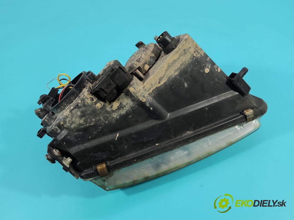 Vw Passat B5 1995-2005 1.9 tdi 110 HP manual 81 kW 1896 cm3 4- Reflektor: ľavý  (Kľučka dverí ostatné)