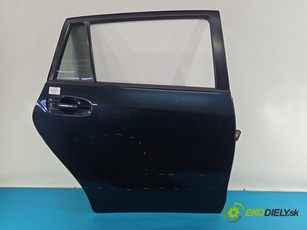 Toyota Verso 2009-2018 2.0 D4D 125 hp manual 92 kW 1998 cm3 5- dveře zadní pravé  (Klika dveří ostatní)