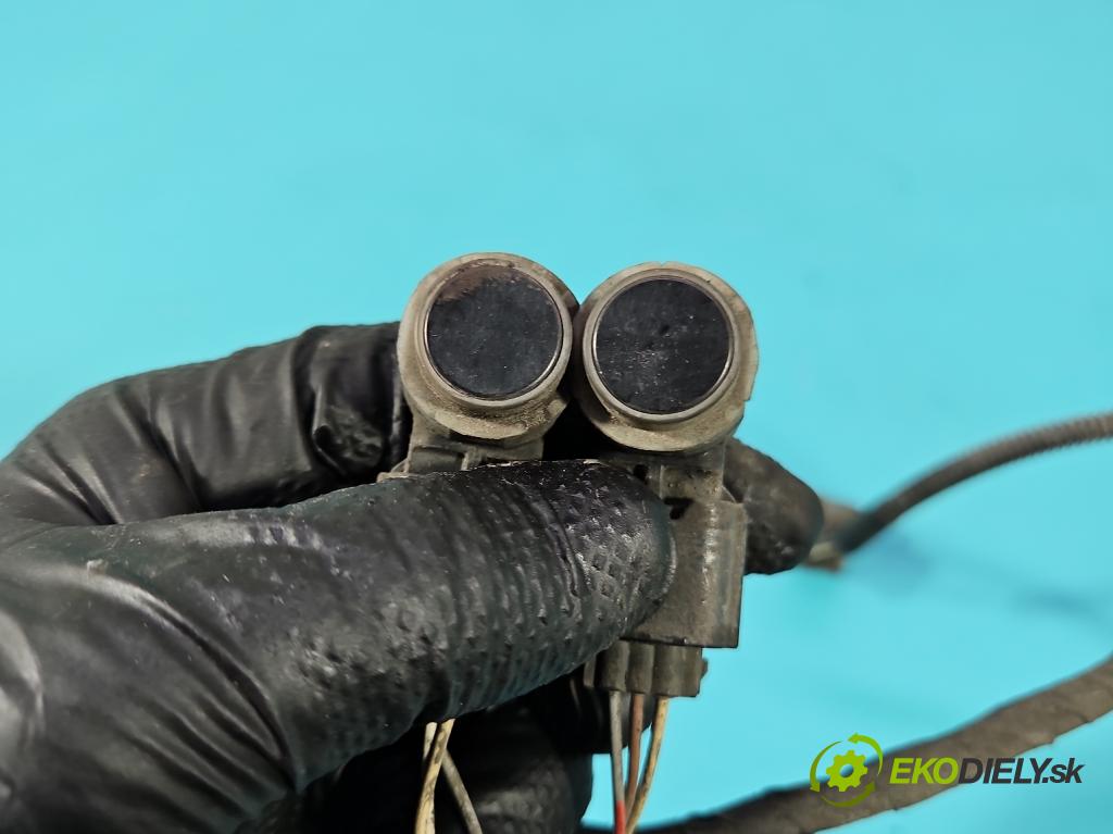 Renault Scenic III 2009-2016 1.5 dci 106 HP manual 78 kW 1461 cm3 5- snímač parkovaní: 240157778R