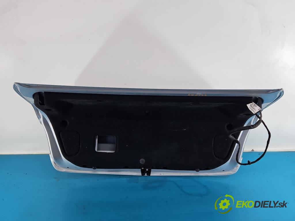 Opel Astra IV 2009-2015 1.4 T 140 HP manual 103 kW 1364 cm3 4- zadna kufor  (Kapota zadná (kufor))