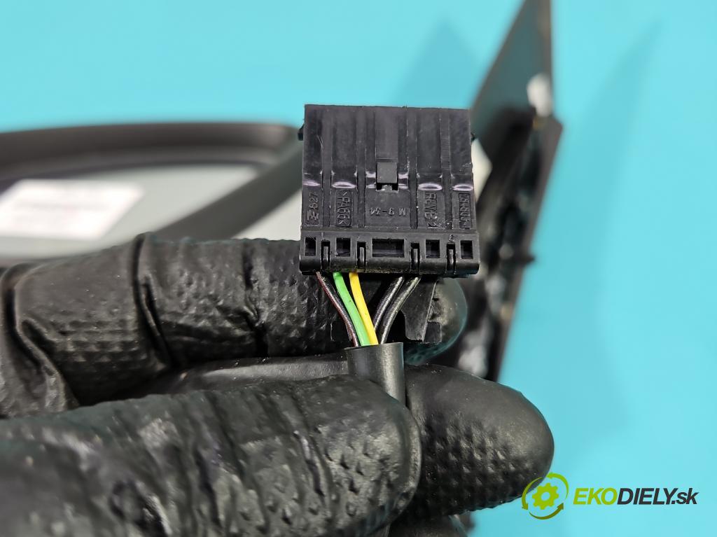 Opel Astra IV 2009-2015 1.4 T 140 hp manual 103 kW 1364 cm3 4- zpětné zrcátko levé  (Klika dveří ostatní)