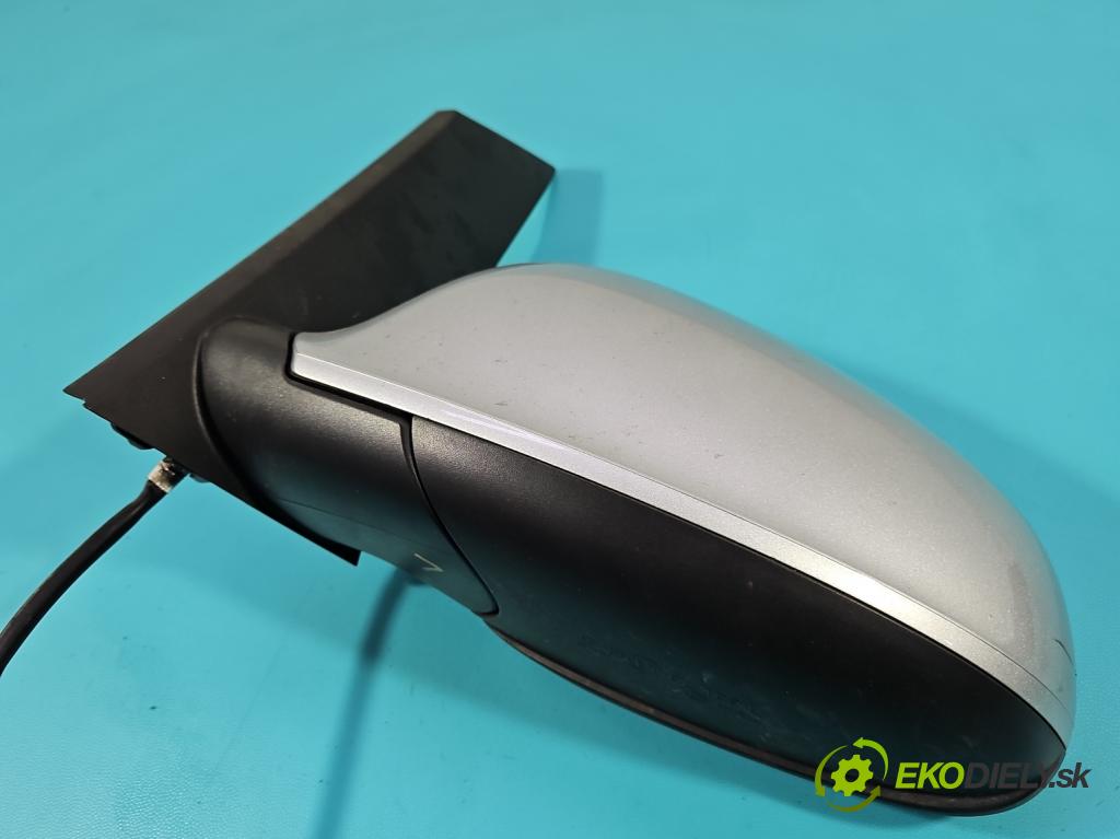 Opel Astra IV 2009-2015 1.4 T 140 hp manual 103 kW 1364 cm3 4- zpětné zrcátko levé  (Klika dveří ostatní)