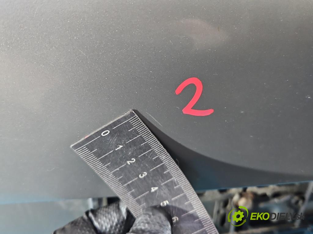 Kia Ceed II 2012-2018 1.6 crdi 128 HP manual 94 kW 1582 cm3 5- zadna kufor  (Kapota zadná (kufor))