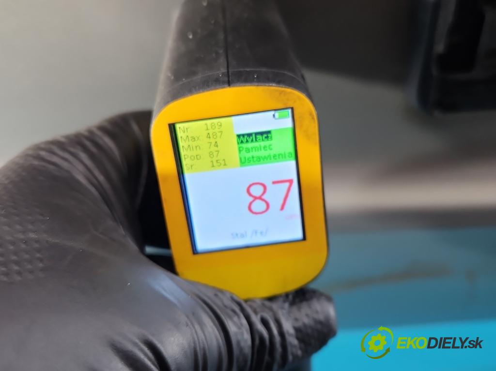 Kia Ceed II 2012-2018 1.6 crdi 128 HP manual 94 kW 1582 cm3 5- zadna kufor  (Kapota zadná (kufor))