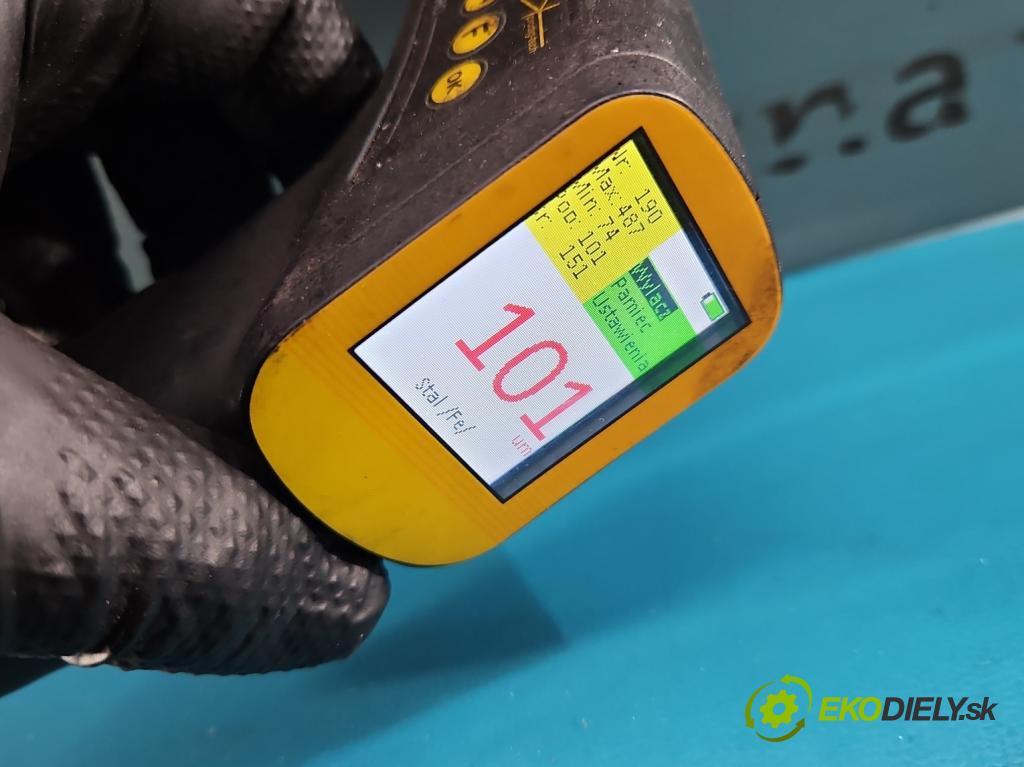 Kia Ceed II 2012-2018 1.6 crdi 128 HP manual 94 kW 1582 cm3 5- zadna kufor  (Kapota zadná (kufor))