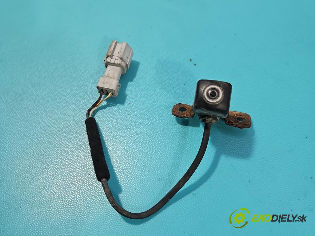 Kia Ceed II 2012-2018 1.6 crdi 128 HP manual 94 kW 1582 cm3 5- Kamera cúvania 95760-A2100