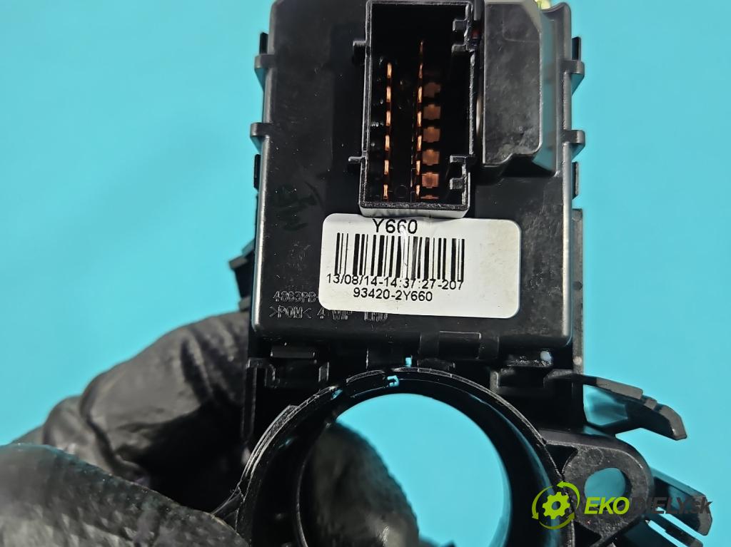 Kia Ceed II 2012-2018 1.6 crdi 128 HP manual 94 kW 1582 cm3 5- prepínač komplex: 93420-2Y660 (Prepínacie páčky pod volantom)