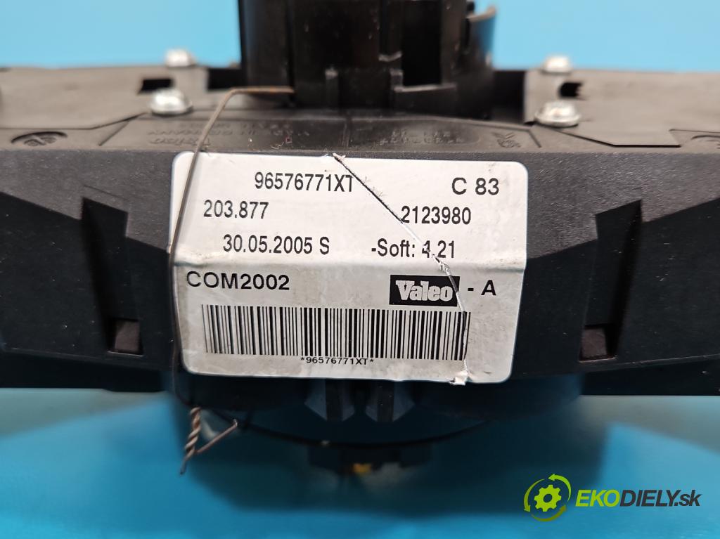 Citroen C2 1.1 8V 60 HP manual 44 kW 1124 cm3 3- prepínač komplex: 96576771XT (Prepínacie páčky pod volantom)