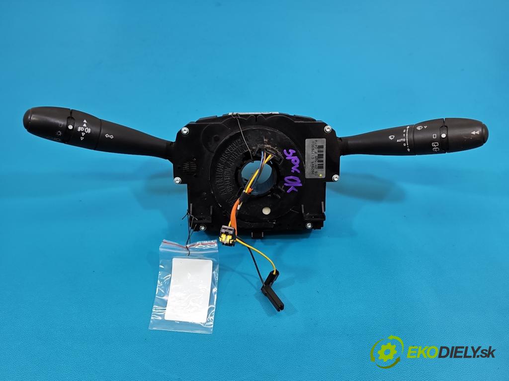 Citroen C2 1.1 8V 60 HP manual 44 kW 1124 cm3 3- prepínač komplex: 96576771XT (Prepínacie páčky pod volantom)