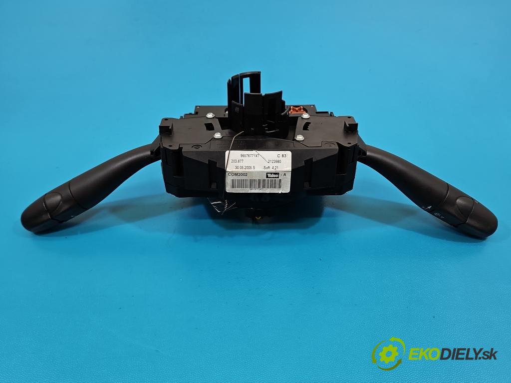 Citroen C2 1.1 8V 60 HP manual 44 kW 1124 cm3 3- prepínač komplex: 96576771XT (Prepínacie páčky pod volantom)