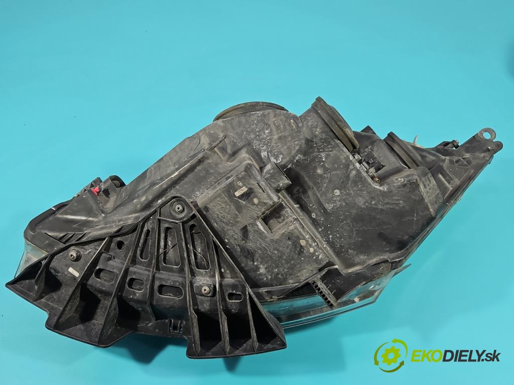 Citroen C4 Grand picasso I 2006-2013 1.8 16V EW7AF 125 HP manual 92 kW 1749 cm3 5- Reflektor: pravý  (Svetlo predné pravé)