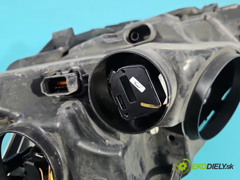 Citroen C4 Grand picasso I 2006-2013 1.8 16V EW7AF 125 HP manual 92 kW 1749 cm3 5- Reflektor: pravý  (Svetlo predné pravé)