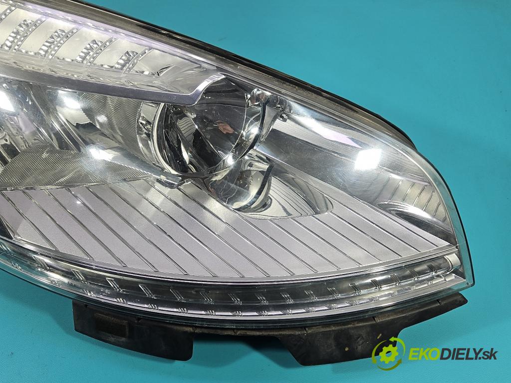 Citroen C4 Grand picasso I 2006-2013 1.8 16V EW7AF 125 HP manual 92 kW 1749 cm3 5- Reflektor: pravý  (Svetlo predné pravé)