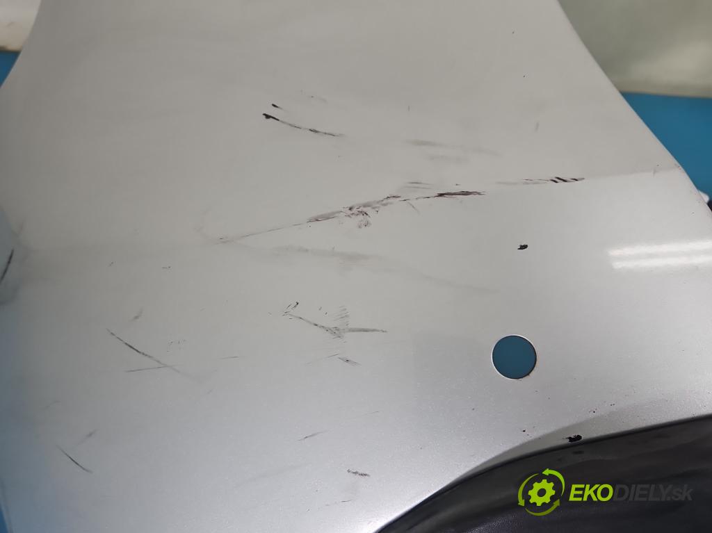 Renault Scenic III 2009-2016 1.5 dci 106 HP manual 78 kW 1461 cm3 5- nárazník zadné  (Kľučka dverí ostatné)