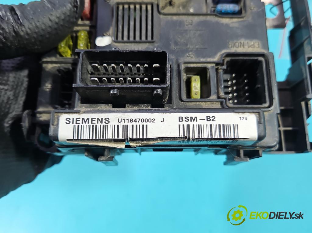 Citroen C2 1.1 8V 60 HP manual 44 kW 1124 cm3 3- riadiaca jednotka ostatné 9650618580