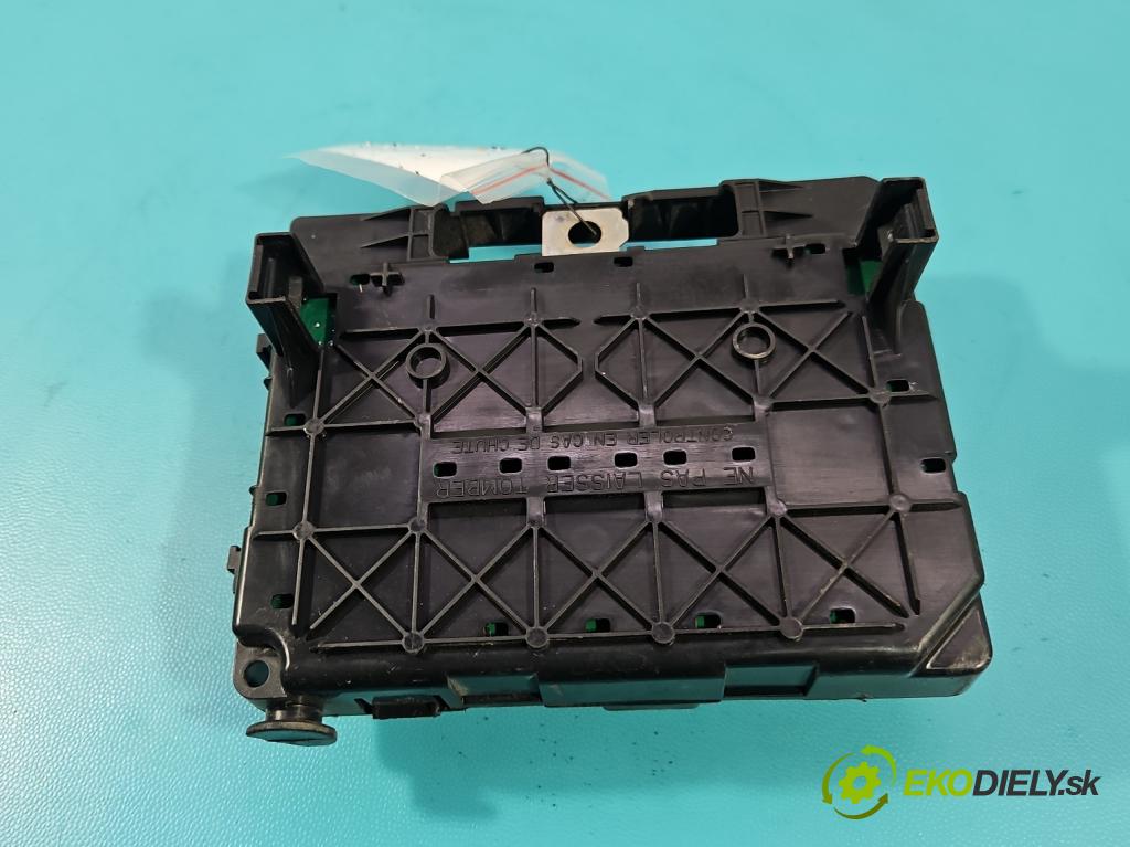 Citroen C2 1.1 8V 60 HP manual 44 kW 1124 cm3 3- riadiaca jednotka ostatné 9650618580